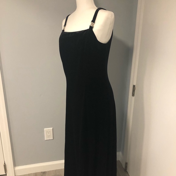 Evening gown - Picture 3 of 11